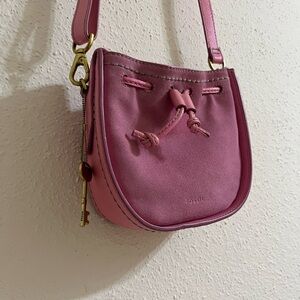 beautiful chic pink vintage fossil bag